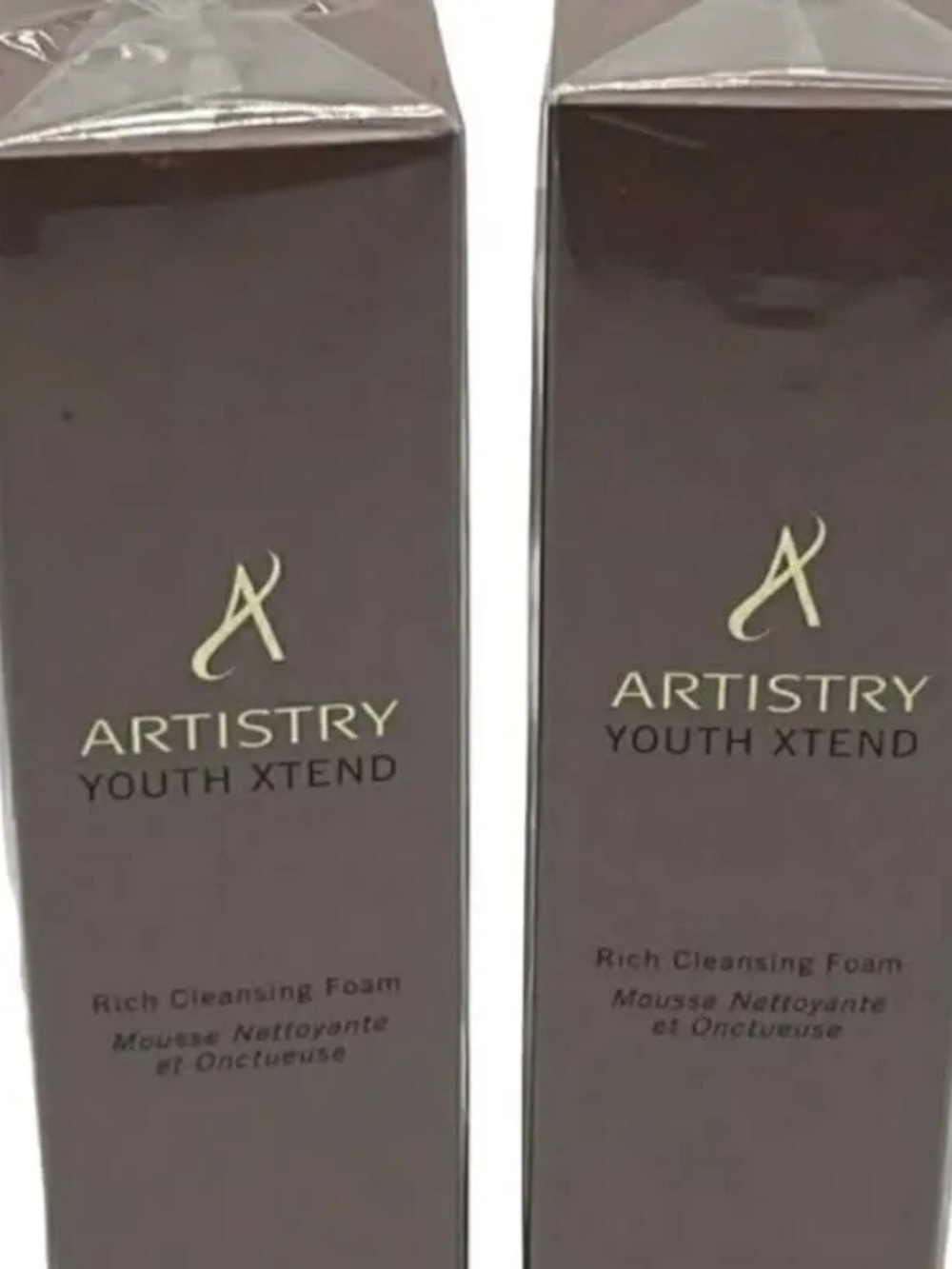 Artistry Youth Xtend Rich Cleansing Foam – Black